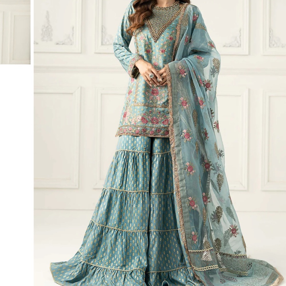 Elegant Blue Embroidered Long Sleeve Dress
